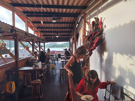 Restaurante la "Cueva de Morgan Portobelo”