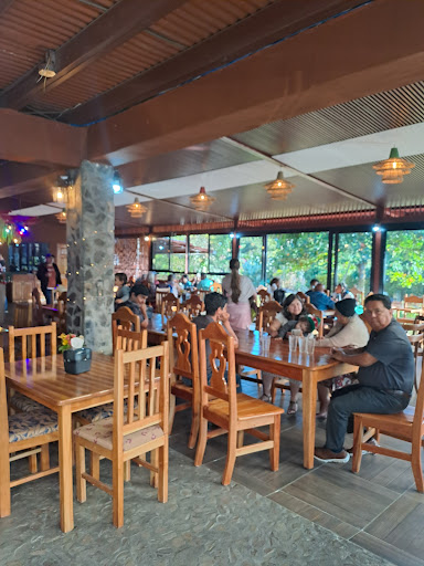 BLANCTERRA RESTAURANT