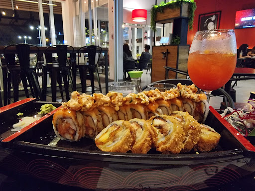 Sugoi Caribbean Sushi, Paseo Costa Verde