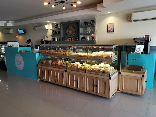 Bizcocho's Pan & Cafe