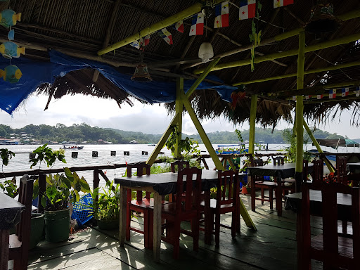 Restaurant Alvin / Kecha