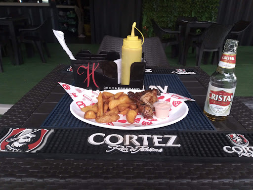 El Tallito Grill