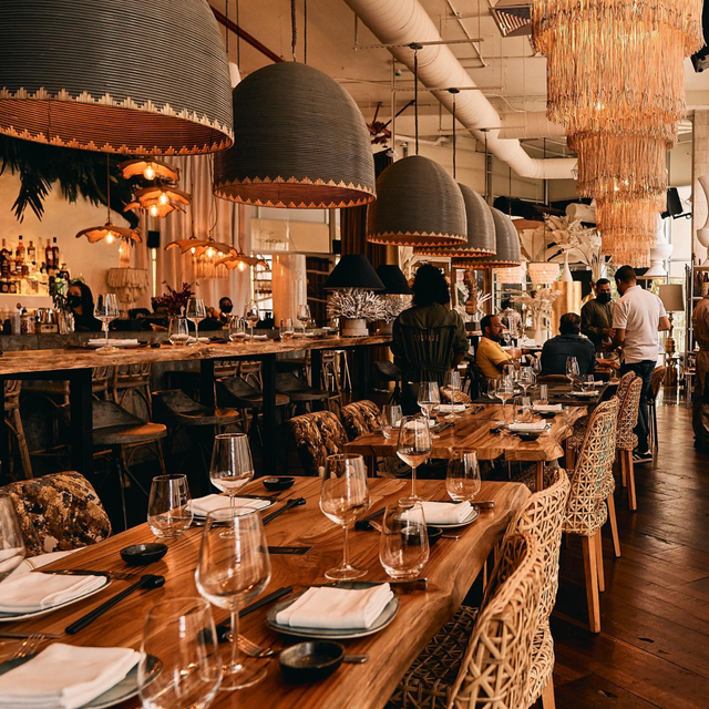 Los mejores Restaurantes en Plaza de Caisán 1 Los Mejores Restaurantes en Plaza de Caisán – Guía Actualizada 2024